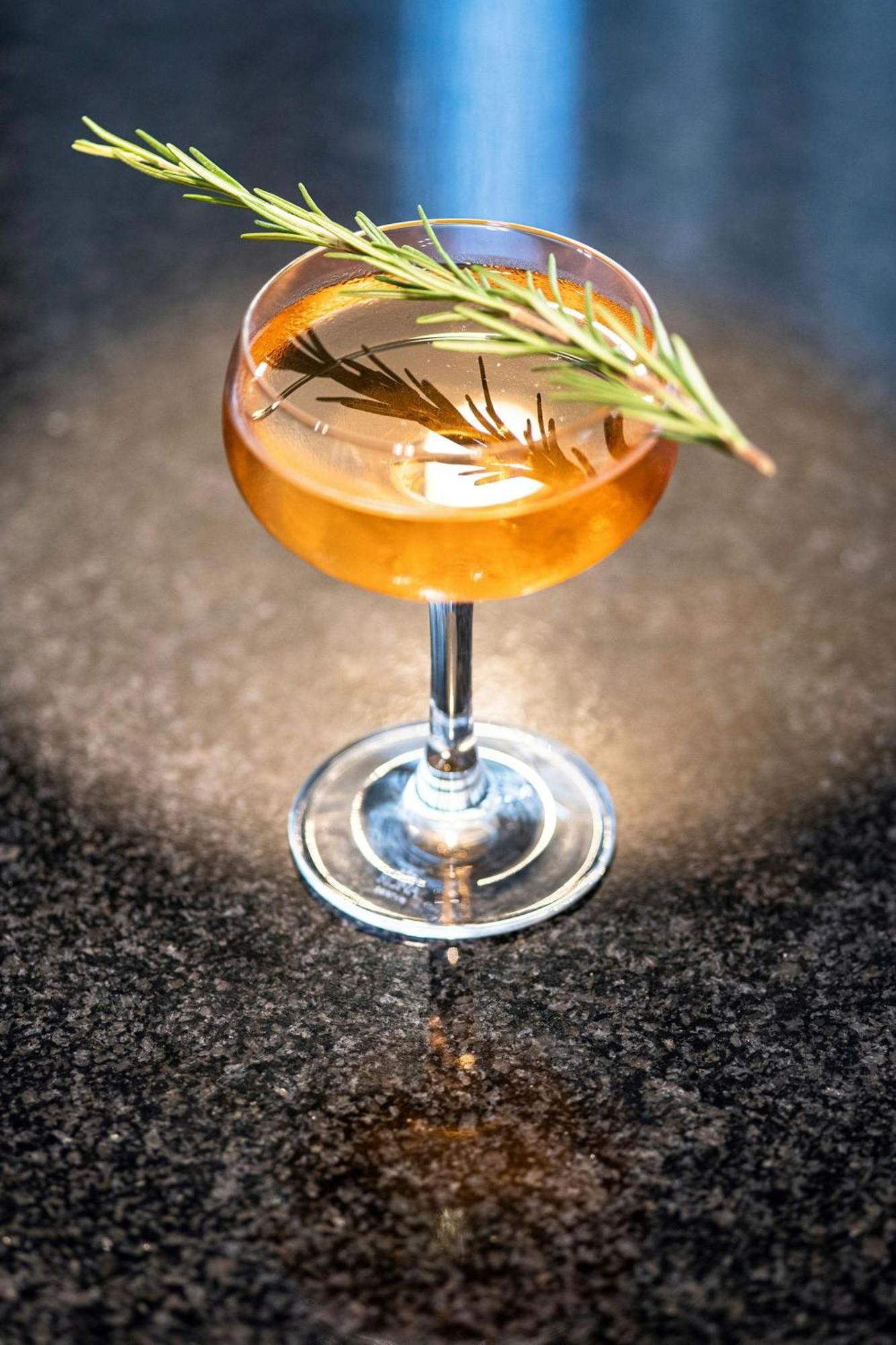 فندق ذا ويستن غراند فرانكفورت المظهر الخارجي الصورة A glass of vermouth