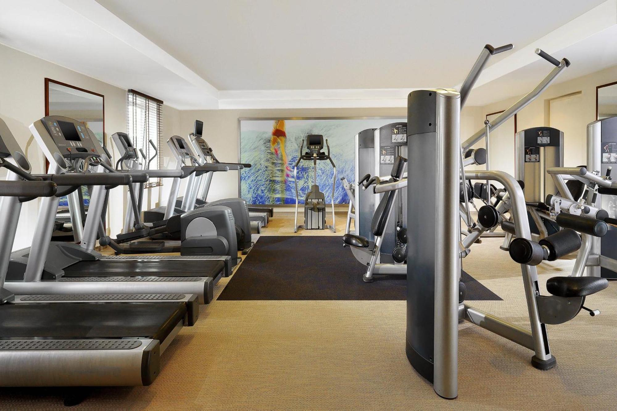 فندق ذا ويستن غراند فرانكفورت المظهر الخارجي الصورة The gym at the Westin Palace, Madrid